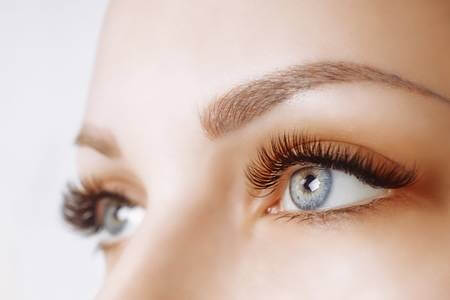 eyelash-extensions.jpg